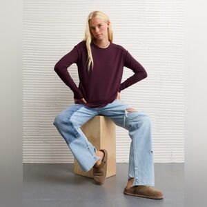 AMERICAN EAGLE - Soft & Sexy Long Sleeve Tee